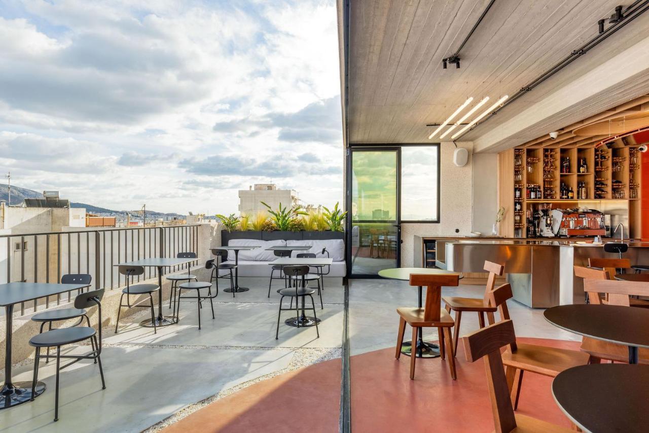 The Newel Psychiko Atenas Exterior foto The rooftop bar at the London office