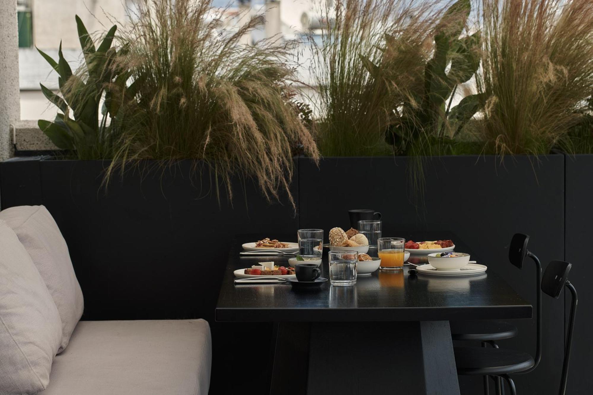 The Newel Psychiko Atenas Exterior foto Breakfast at the Hotel